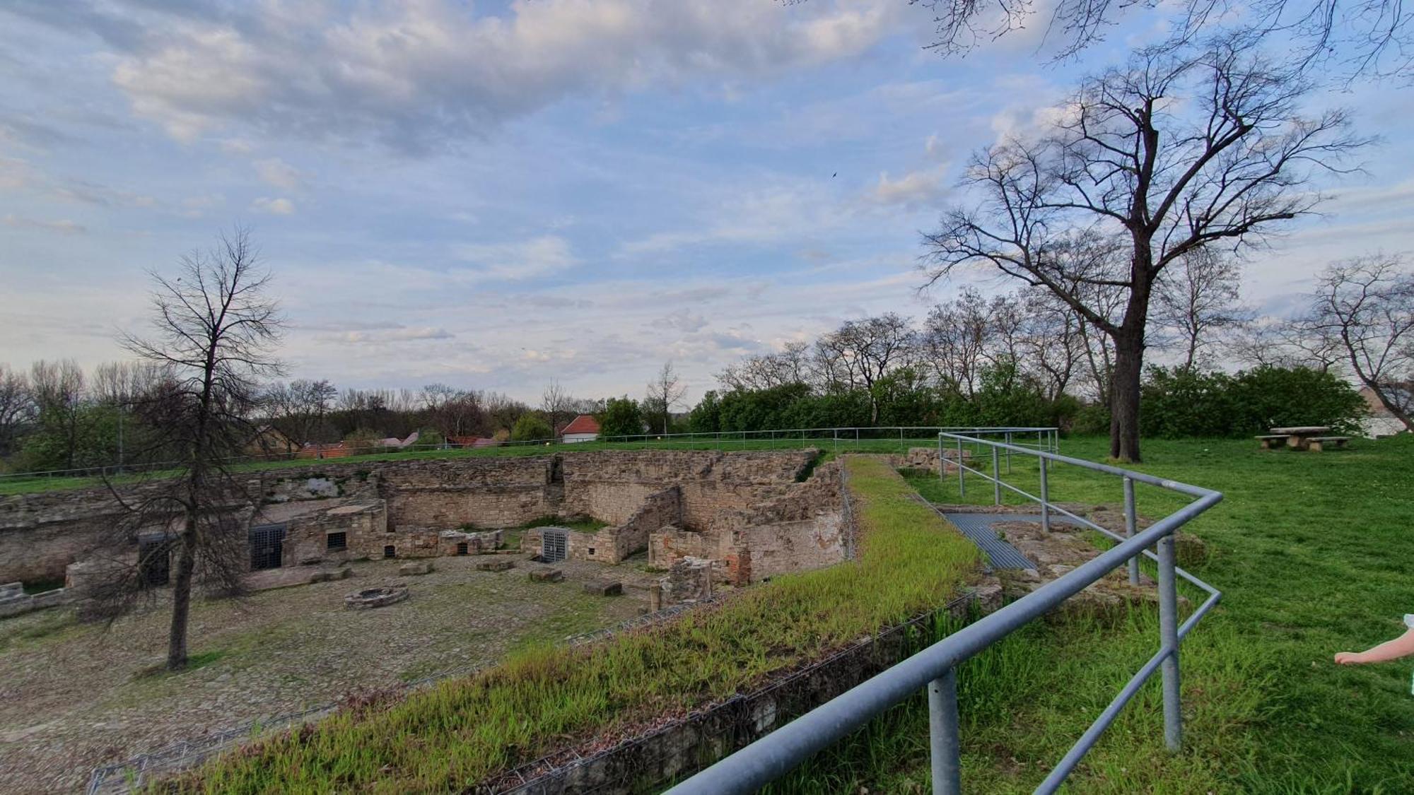 Ferienwohnungen An Der Schlossruine Herbsleben Exterior foto